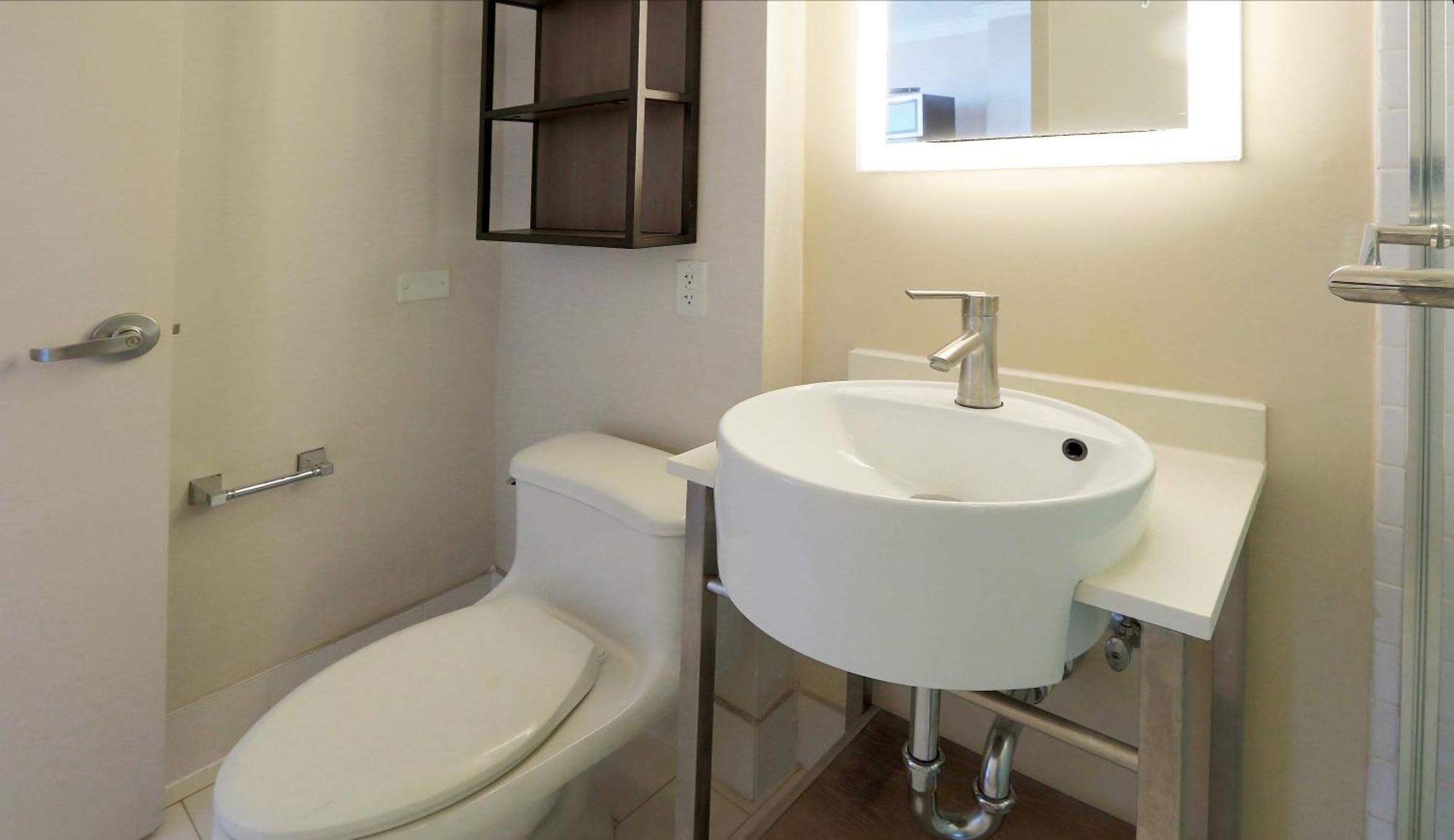 בלטימור Convention Center Executive Properties Free Indoor Parking מראה חיצוני תמונה
